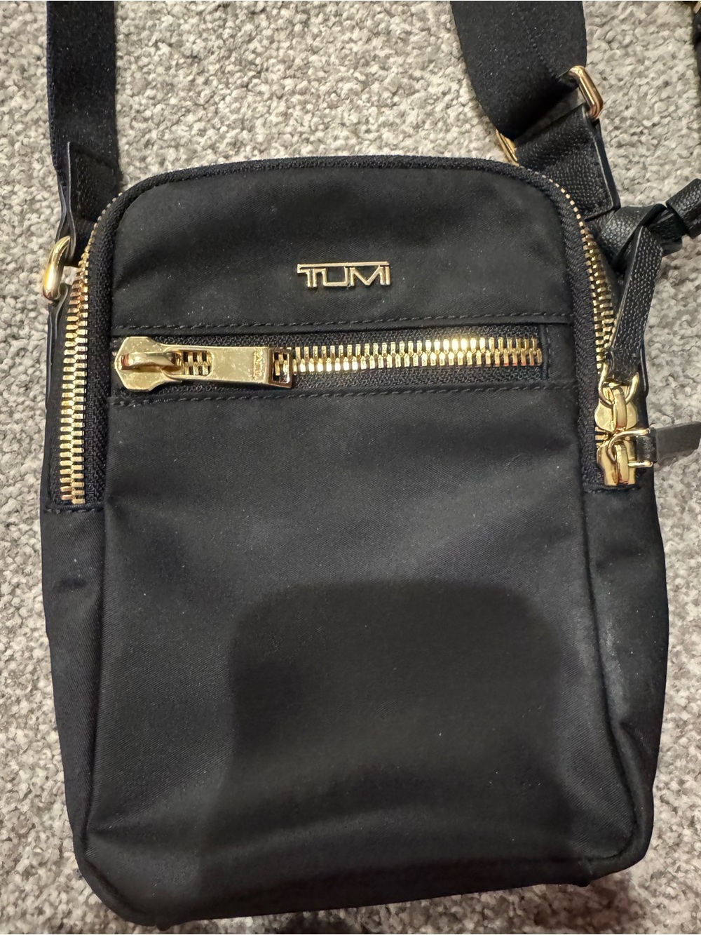Tumi Voyageur Persia Crossbody Black with Gold Hardware - Picture 7 of 13